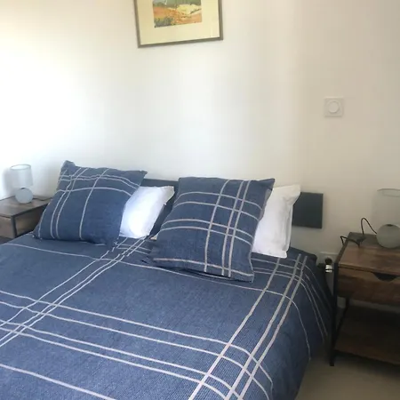 بيت للعطل Chez Maurice, Piscine Et Climatisation Ribes